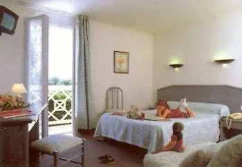 Hôtel Restaurant Le Relais des Gourmands Gramat Hotel