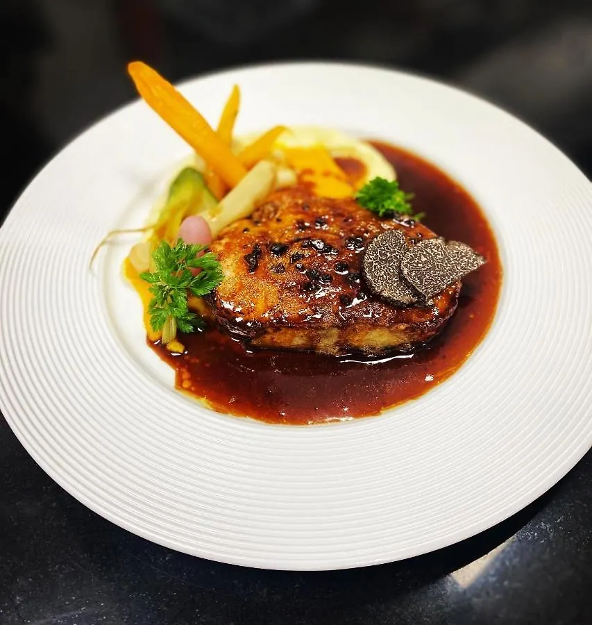 Hotel Restaurant Le Relais Des Gourmands Gramat