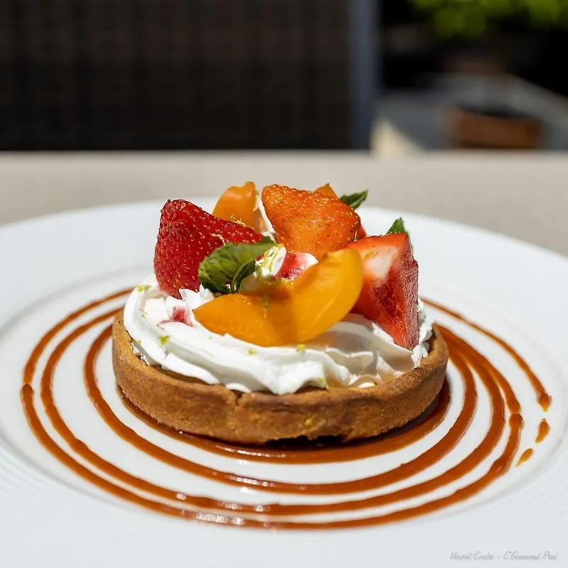 Hotel Restaurant Le Relais Des Gourmands Gramat 3*,